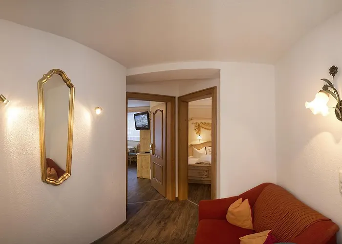 Tanzer فندق ايشجل