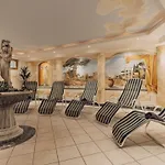 Tanzer Hotel